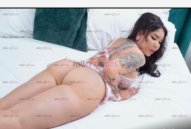 FOTOS DE ORAL INCREIBLE, PROFUNDO, DELICIOSO BESO DE COLORES. MÁS BELLA EN PERSONA.