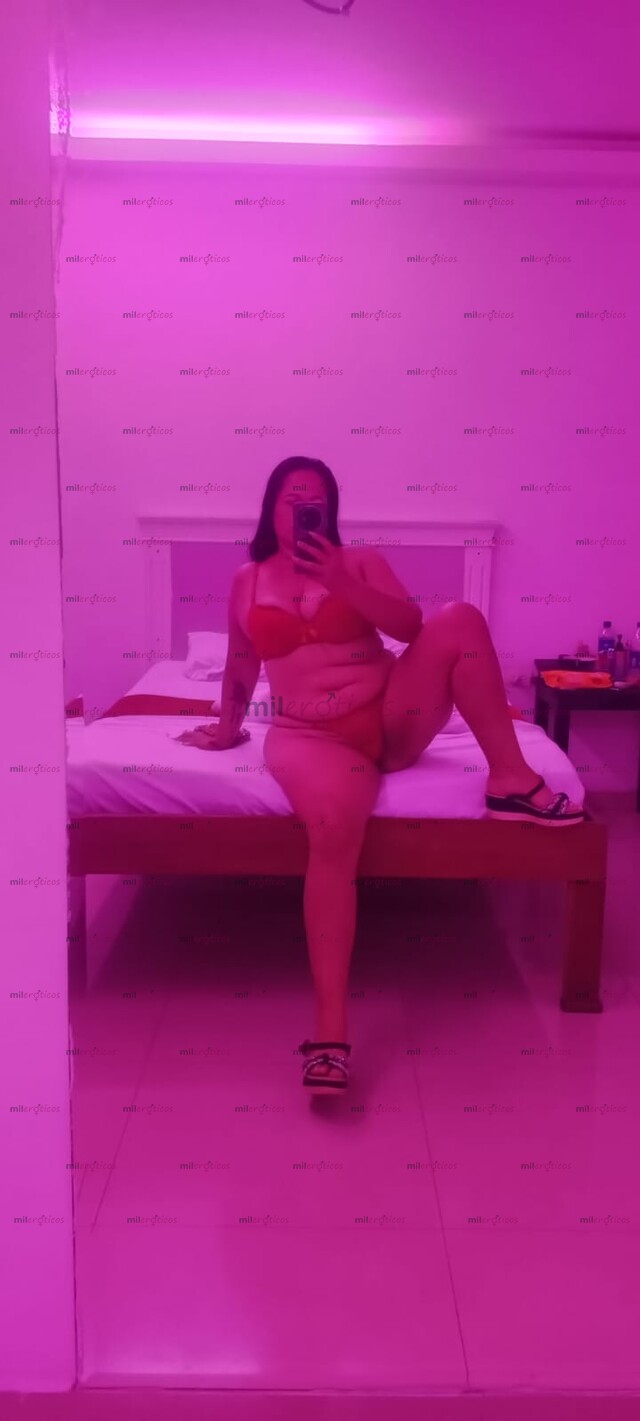 FOTOS DE STEFA CON 44 PARA CUMPLIR TODOS TUS DESEOS