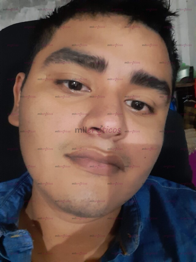 FOTOS DE SEMENTAL MUY BIEN DOTADO Y CON GANAS DE COGER