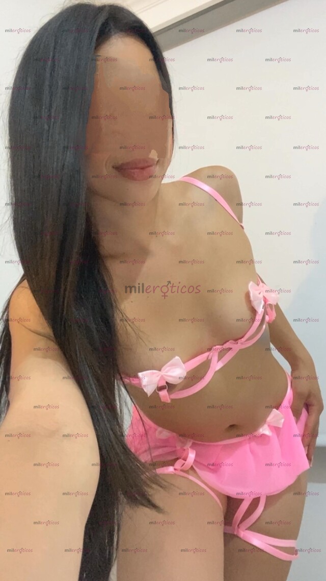 FOTOS DE ÚNICAMENTE DOMICILIO Y CONTENIDO PRECIOSA FLACA NATURAL