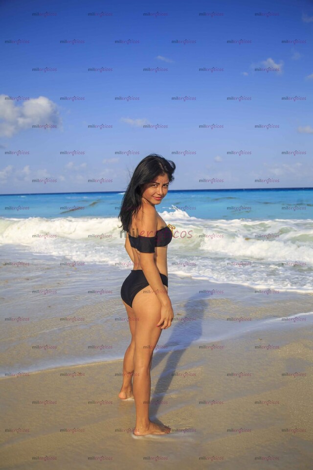 FOTOS DE TALLA 3.... RICA FLAQUITA, PECHOS FIRMES