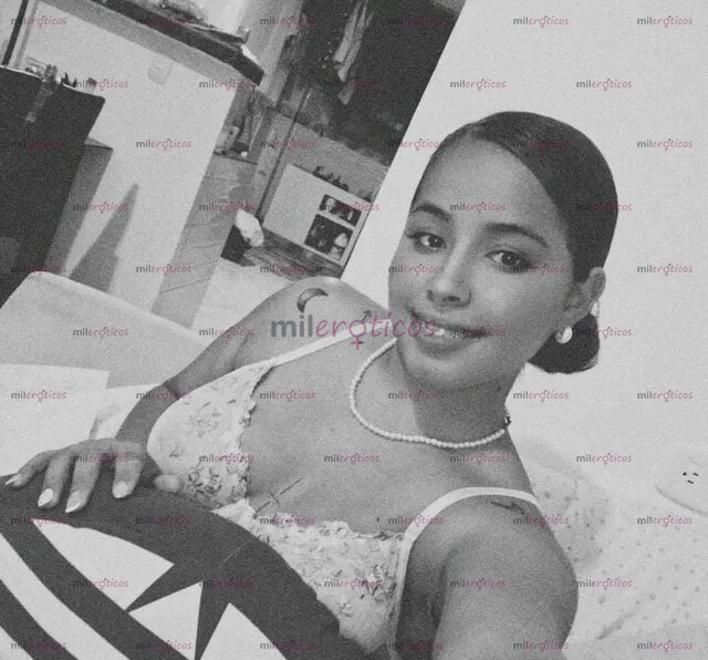 FOTOS DE HERMOSA JOVENCITA DE 20 AÑITOS AMOROSA Y DELICADA