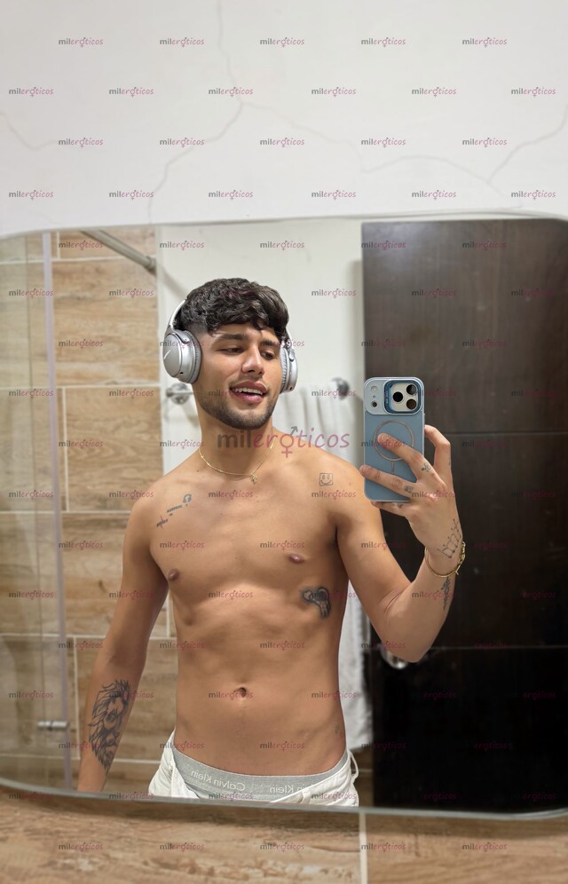 FOTOS DE JOVEN VERGON FULL MORBOSO CON 22CM REALES, DISPONIBLE CON SITIO PRIVADO.