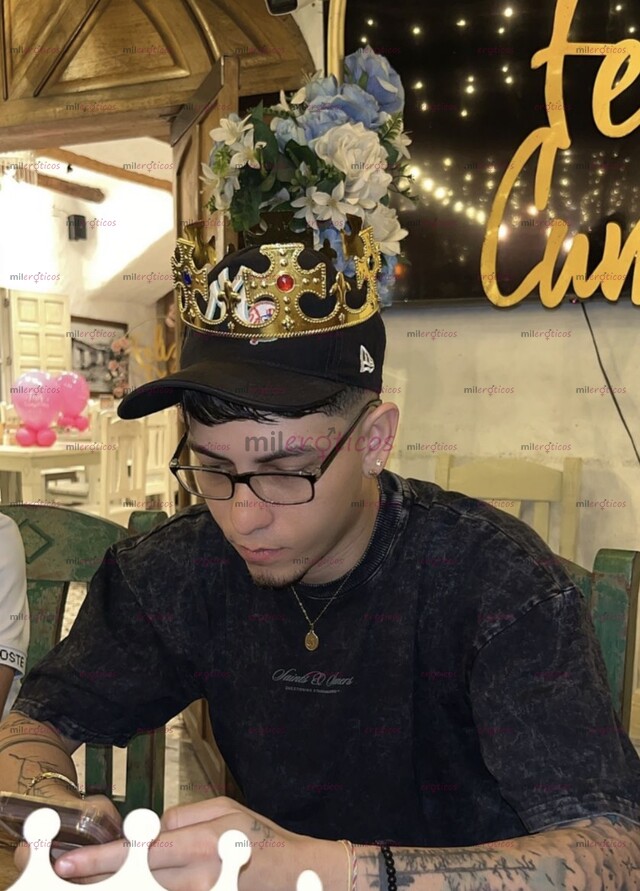 FOTOS DE MAN CHICO JOVEN VERGON ACTIVO COMPLACIENTE LECHERO