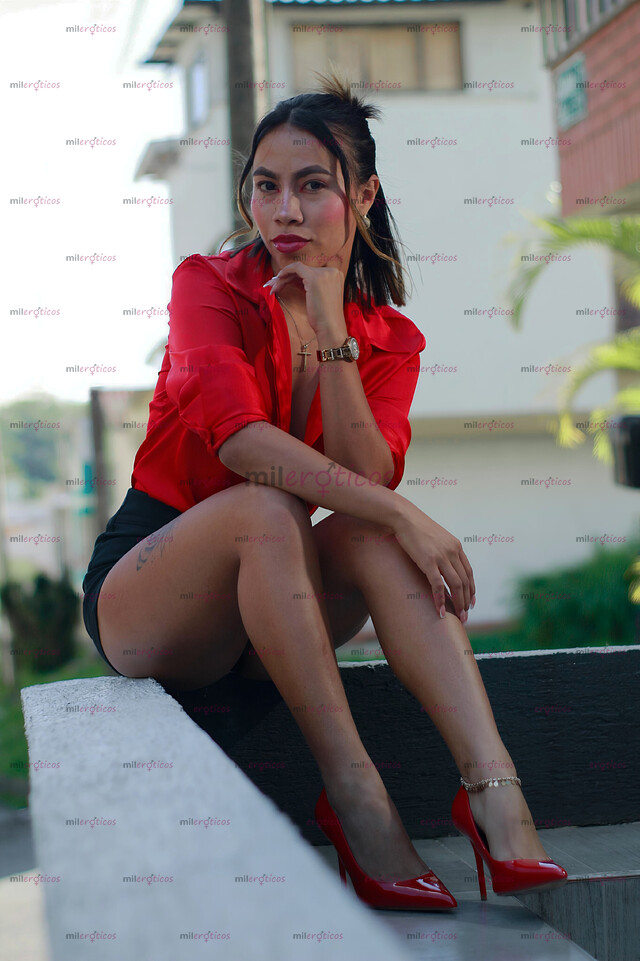 FOTOS DE SOFI UNA CHICA ELEGANTE EDUCADA Y SENSUAL PARA TI