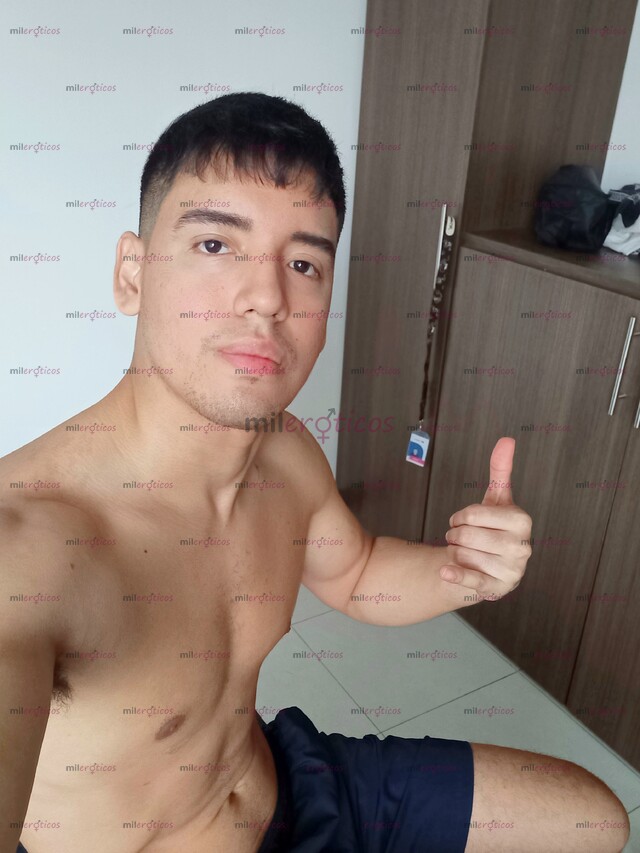 FOTOS DE ACOMPAÑANTE JOVEN UNIVERSITARIO PARA MASAJES Y ALGO MÁS...