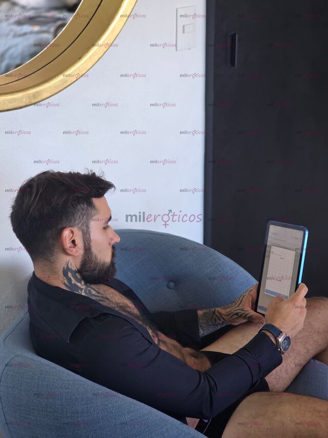 FOTOS DE ULTIMOS 2 DIAS. QUIERES DISFRUTAR DE UN MACHO REAL? DOMINANTE PELUDO Y CON BARBA