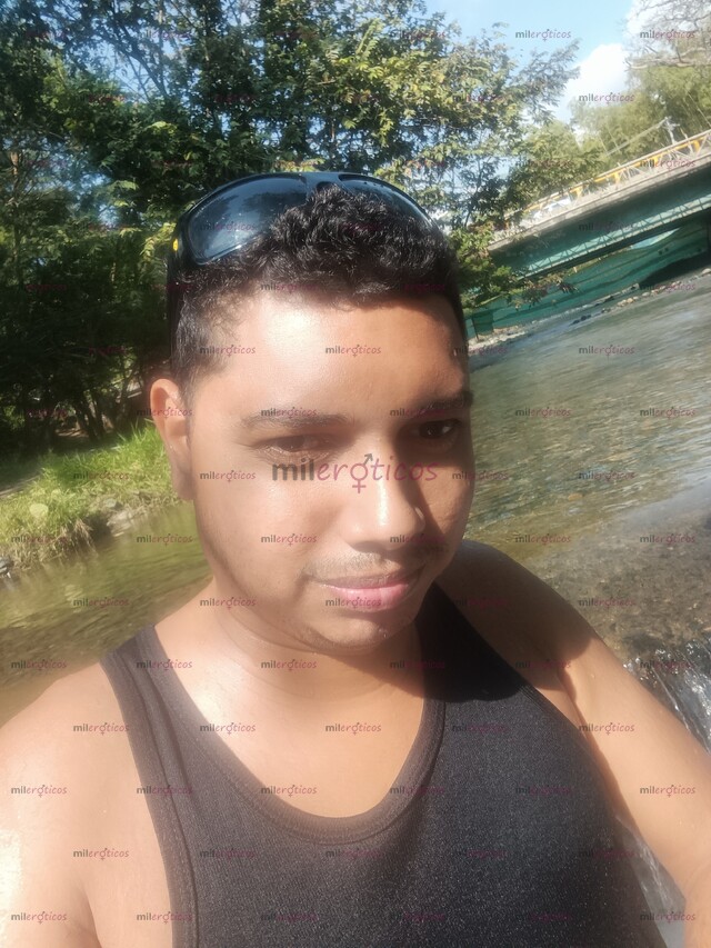 FOTOS DE MACHO ACTIVO COSTEÑO COMPLACIENTE VERGON