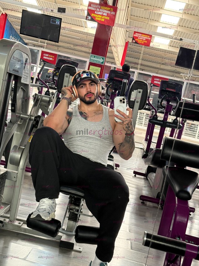 FOTOS DE HOLA SOY YONS CHICO FITTNES,CREATIVO, PERSONA EXTROVERTIDA AMABLE Y RESPONSABLE