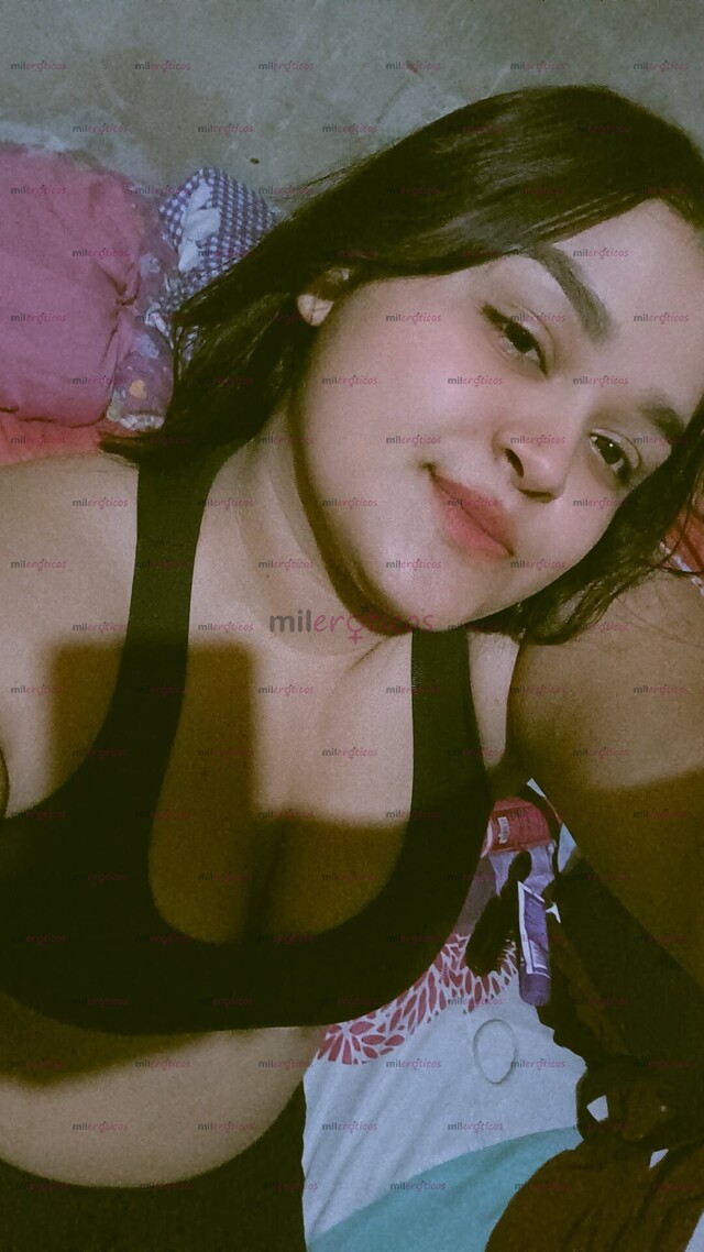 FOTOS DE TITULO : SEXY MORENA ARDIENTE QUE TE SACARÁ TODA LA LECHE MI AMOR