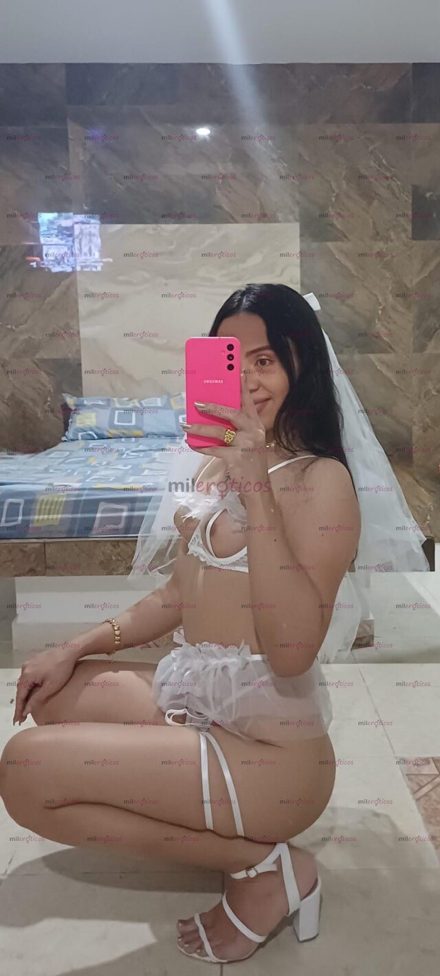 FOTOS DE JOVEN CHICA TRANS COMPLACIENTE CARIÑOSA DISPUESTA A CUMPLIR TUS FANTASÍAS