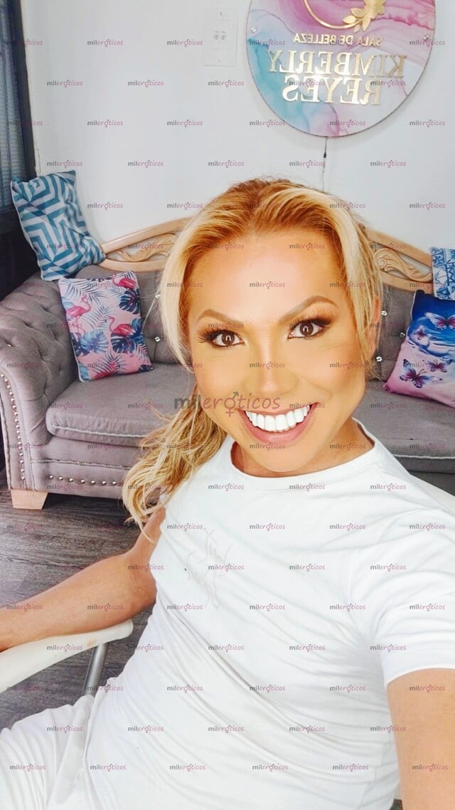 FOTOS DE HOLA HOMBRES SOY KIMBERLY CON 18 CM DE PLACER PARA TI