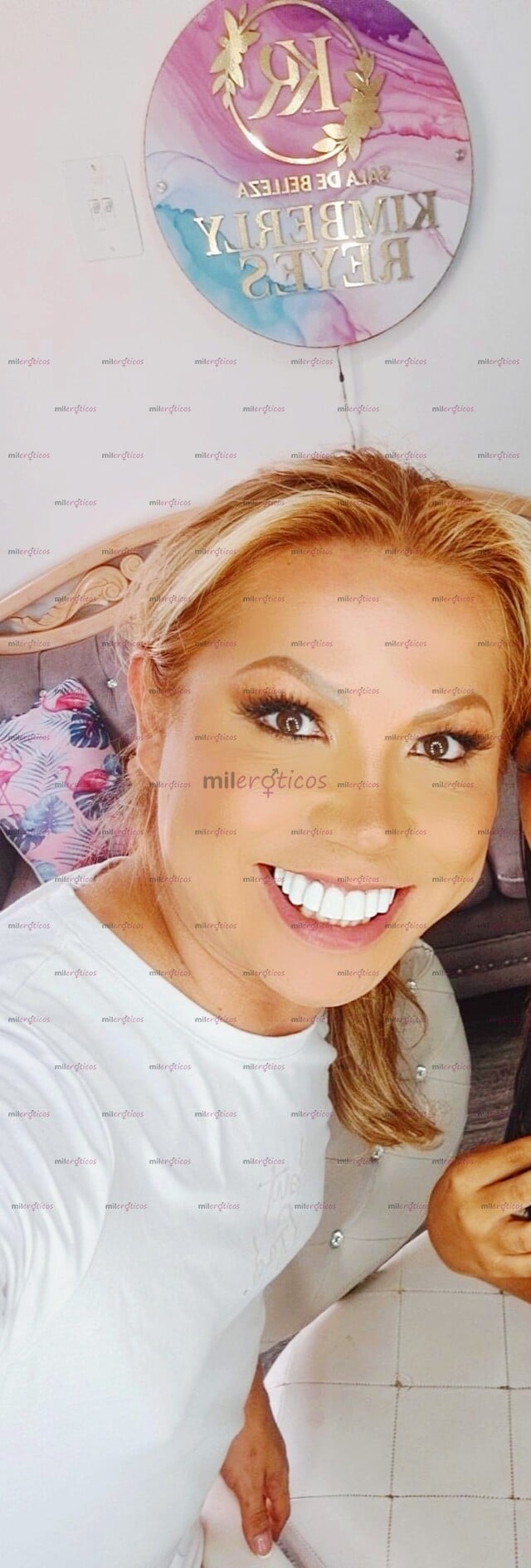 FOTOS DE HOLA HOMBRES SOY KIMBERLY CON 18 CM DE PLACER PARA TI