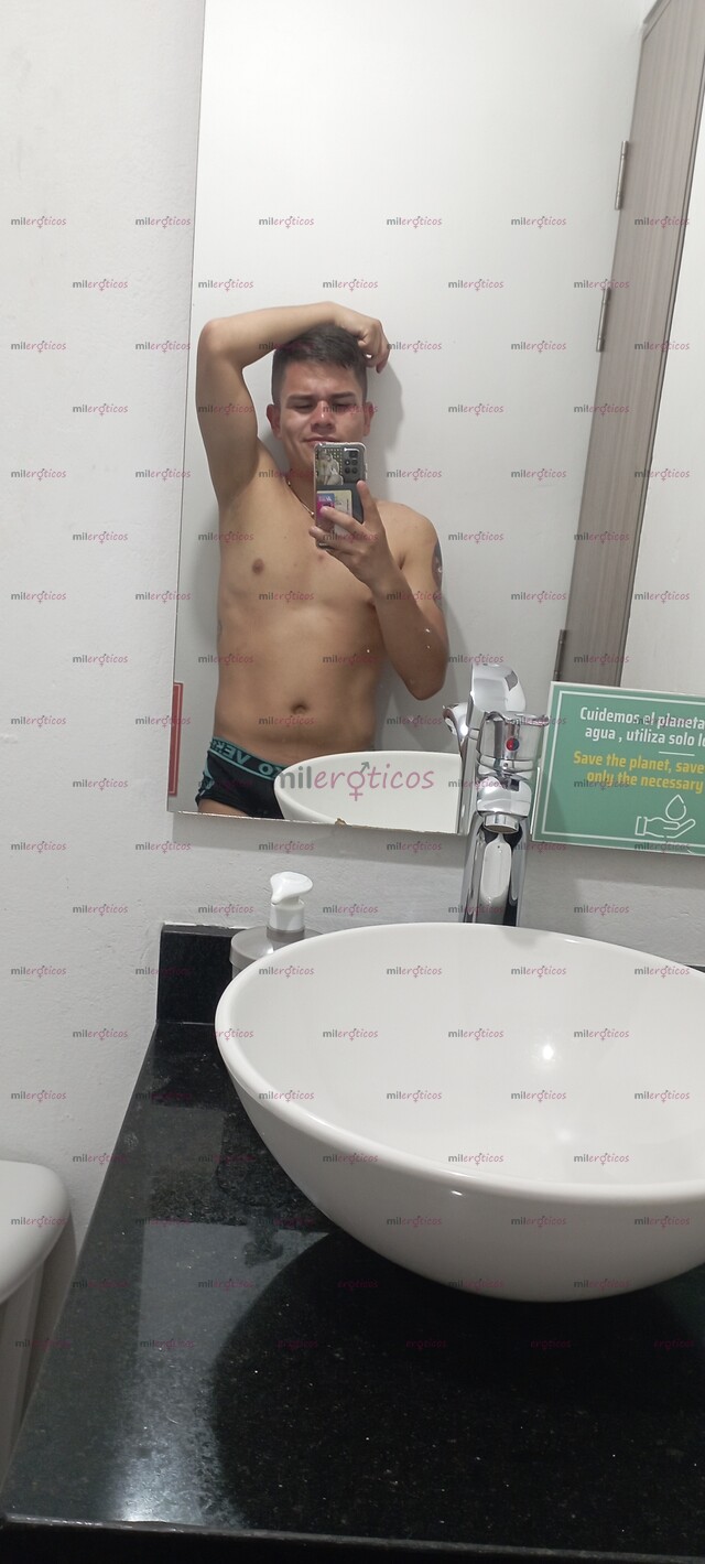 FOTOS DE ANDRES CHICO VERSATIL VENTA DE CONTENIDO XXX VIDEO LLAMADAS O VIAJES 316481574
