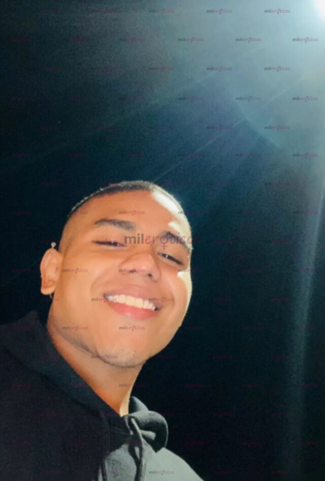 FOTOS DE MORENITO JOVENCITO MUY ASEADO Y DISCRETO