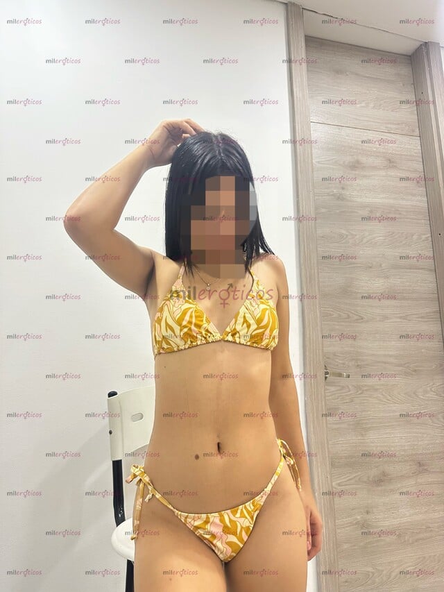 FOTOS DE FLAQUITA PELINEGTA CALIENTE DIVERTIDA HERMOSA EXÓTICA ALEGRE