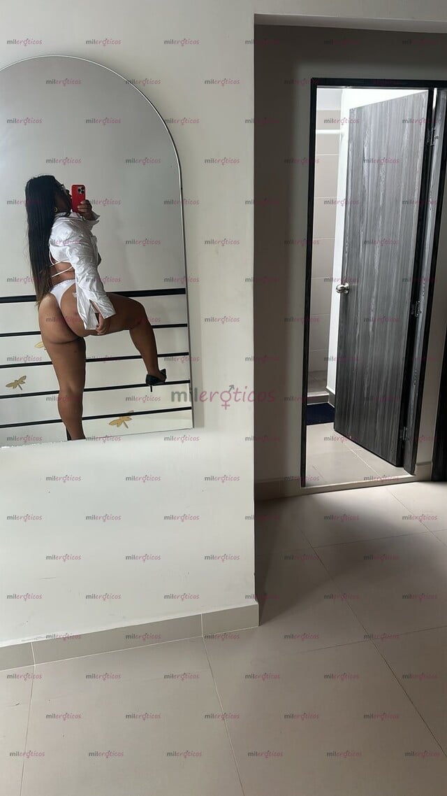 FOTOS DE SEXY PAISITA MAMADORA SUBSIONADORA CALIENTE DE VERGA SOLO POR HOY