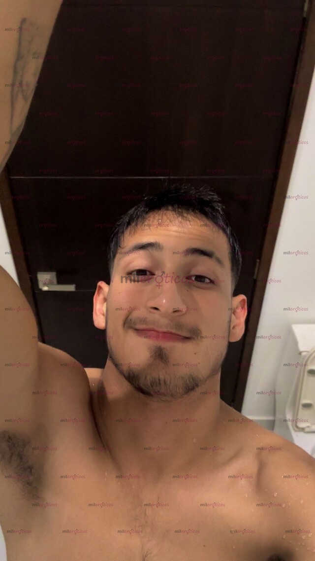 FOTOS DE MORENO VERSÁTIL CALIENTE Y COMPLACIENTE DISPONIBLE PARA TI.