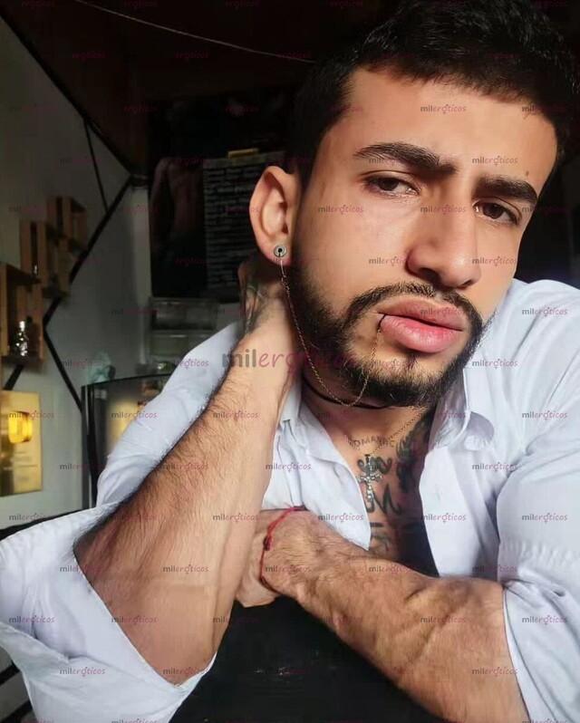 FOTOS DE GIGOLÓ DOTADO 22CM STRIPPER, M