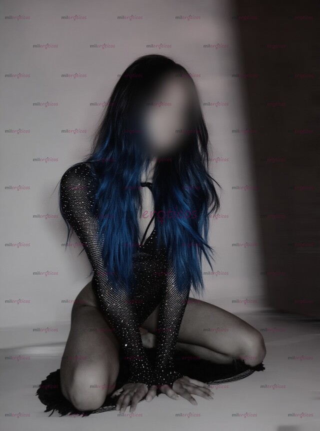 FOTOS DE BELLA FLACA CON GANAS DE HACERTE MUY FELIZ Y VIVIR MOMENTOS LLENOS DE PLACER