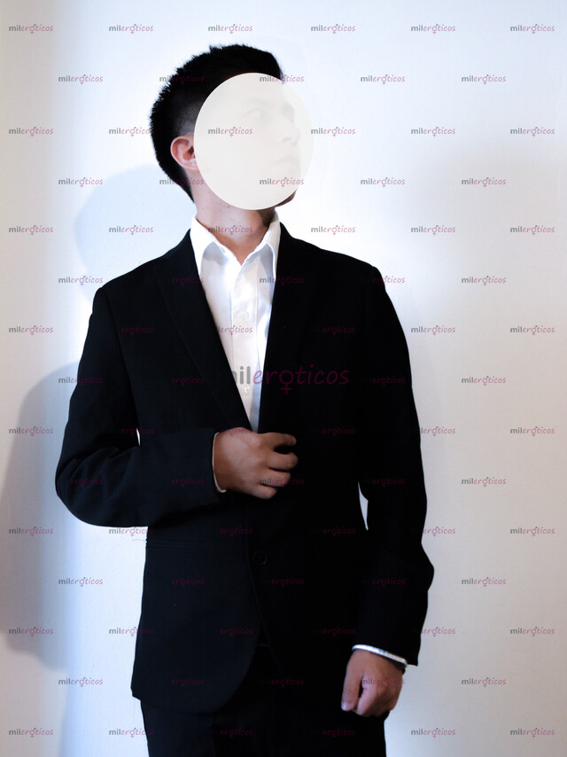 FOTOS DE EZRA , DELGADO Y BIEN AMOROSO, TE ESPERA!