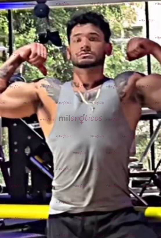 FOTOS DE CUBANO SWINGER BERGON 23 CENTÍMETROS DISPONIBLE 24 7