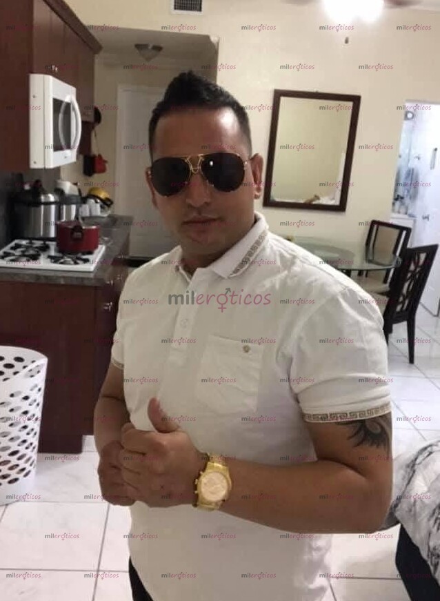 FOTOS DE LATINO VERGON NUEVO EN LA CIUDAD DE PASO