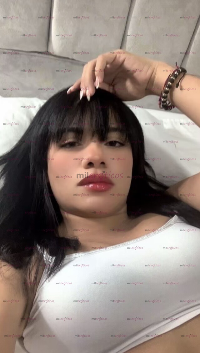FOTOS DE HOLA SOY ANA HERMOSA INDIA DE 20 AÑOS NO TE LO PIERDAS .