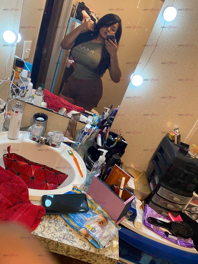 FOTOS DE SEXY AND BEAUTIFUL TS GIRL VISITING UR CITY