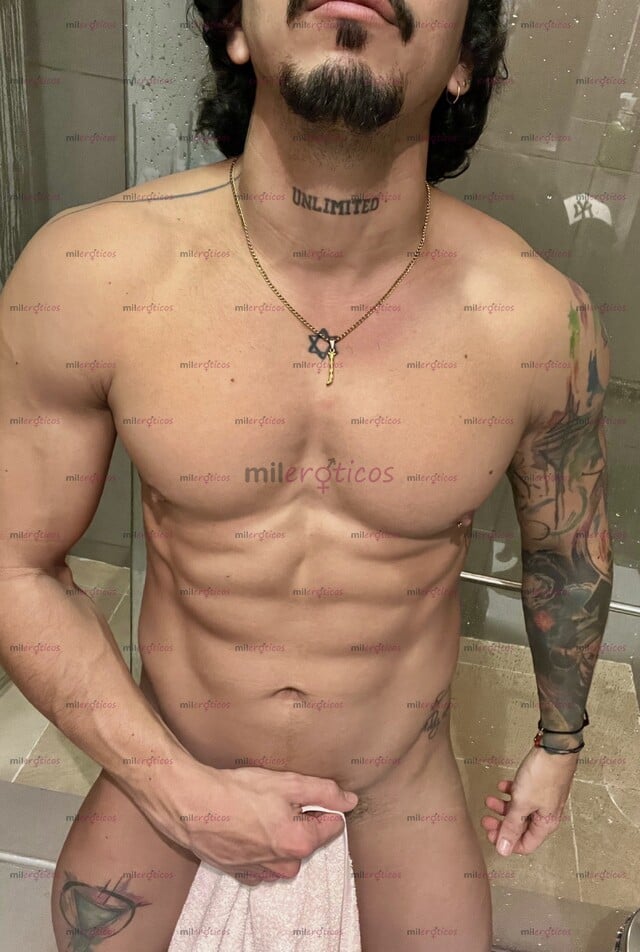 FOTOS DE CHICO LATINO DE 27 AÑOS VARONIL CON EDUCACIÓN Y FETICHISTA