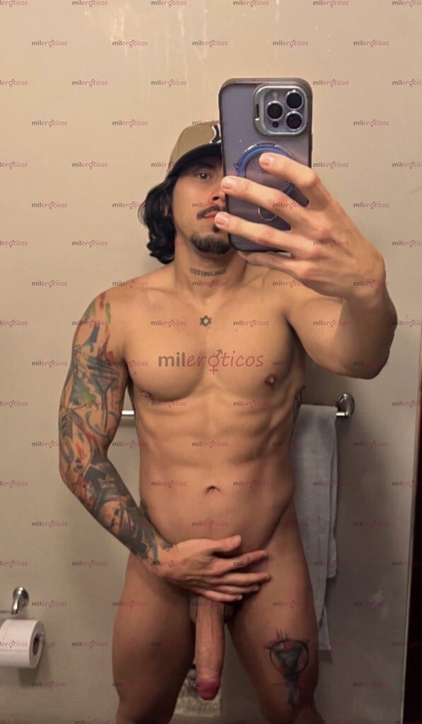 FOTOS DE CHICO LATINO DE 27 AÑOS VARONIL CON EDUCACIÓN Y FETICHISTA