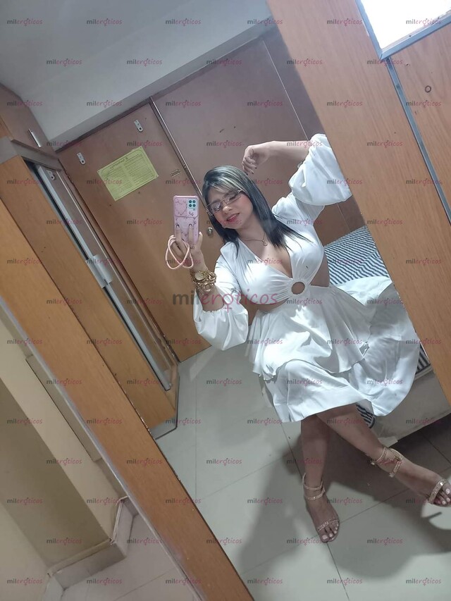 FOTOS DE GABI, RUBIA ELEGANTE DE LUJO PEQUEÑITA EXOTICA