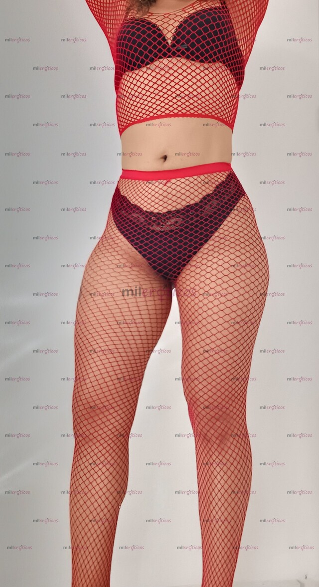 FOTOS DE DELICIOSA MORENITA ARDIENTE Y MUY COGELONA CON DEPARTAMENTO