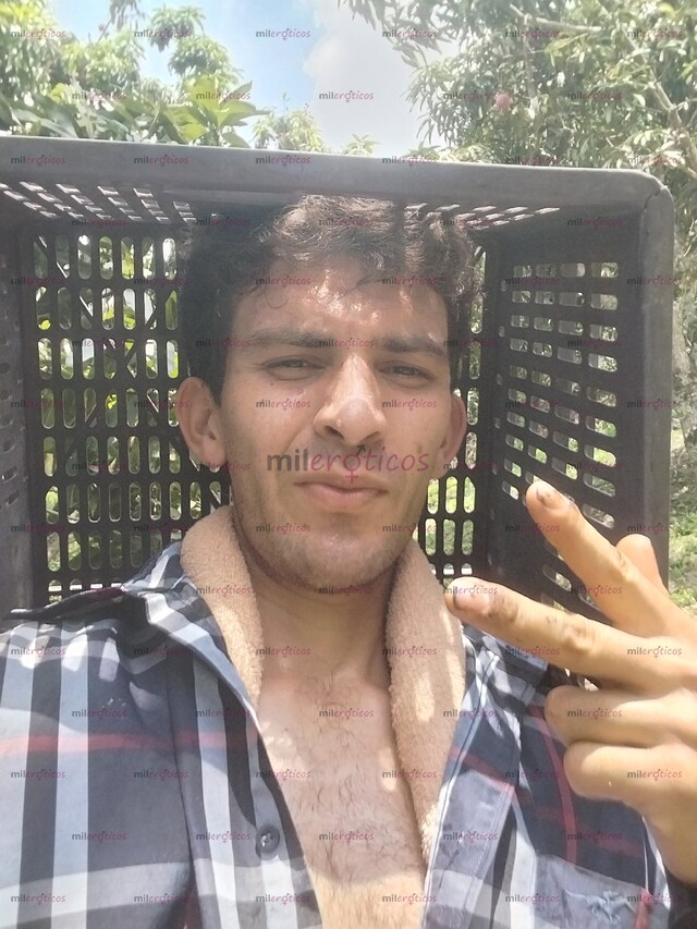 FOTOS DE COLAGUENO PURO, MUJERES QUE SE QUIERAN DIVERTIEN UN RATO NO DUDEN EN ESCRIBIR
