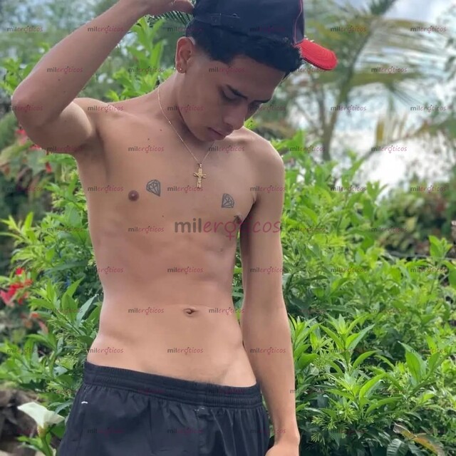 FOTOS DE JOVEN MORENO POCOS DIAS EN TU CIUDAD DISCRETO Y ARRECHO