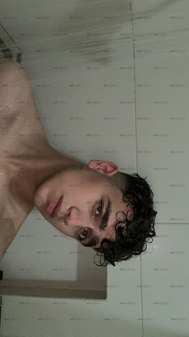 FOTOS DE UNIVERSITARIO CALIENTE, GUAPO, CALIENTE, LINDO