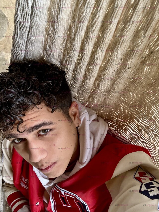 FOTOS DE UNIVERSITARIO CALIENTE, GUAPO, CALIENTE, LINDO