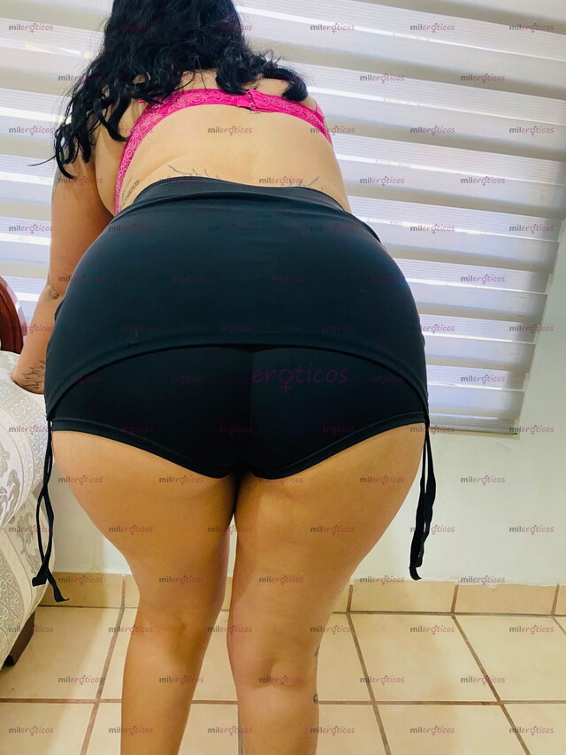 FOTOS DE LINDA WERITA CURRY CON CADERAS, ANCHAS Y PRONUNCIADAS