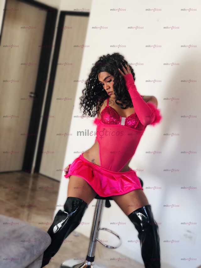 FOTOS DE POLLITA ARRECHA CON GANAS DE PASARLA RICO CON SITIO