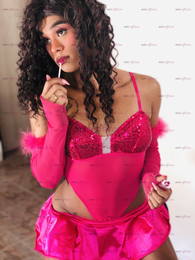 FOTOS DE POLLITA ARRECHA CON GANAS DE PASARLA RICO CON SITIO