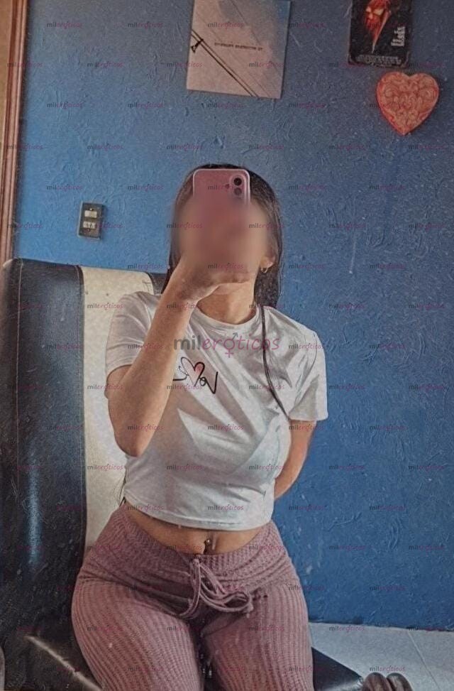 FOTOS DE REBECA 18 AÑOS CULO APRETADO Y TOTALMENTE NATURAL AMOR...