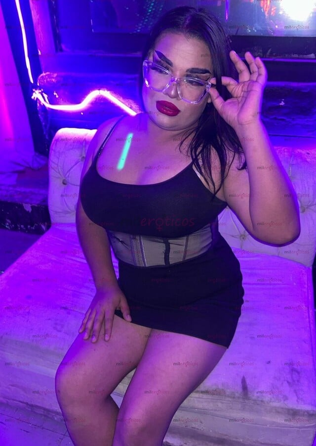 FOTOS DE TAVATA 25 AÑOS SÚPER CACHONDA VERSÁTIL PERO MÁS PASIVA ME GUSTA MAMAR VERGA