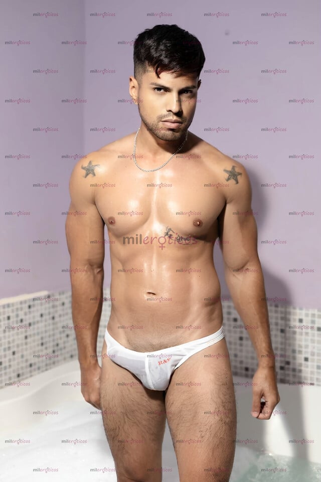 FOTOS DE JAXSON JOVEN SERIO VARONIL DISPUESTO A PASAR MOMENTOS RICOS Y LLENOS DE PLACER