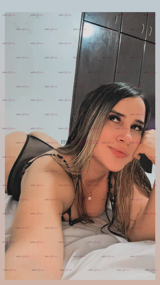 FOTOS DE VIDEOLLAMADA EN $100 RUBIA CULONA Y TETONA ADICTA A LA VERGA SE TOCA PARA TI