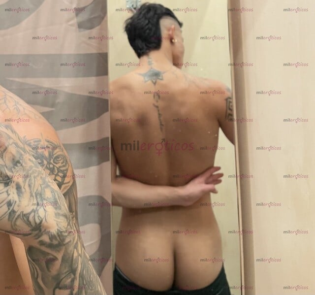 FOTOS DE JOVEN SEXY Y GUAPO CON GANAS DE DIVERSIÓN