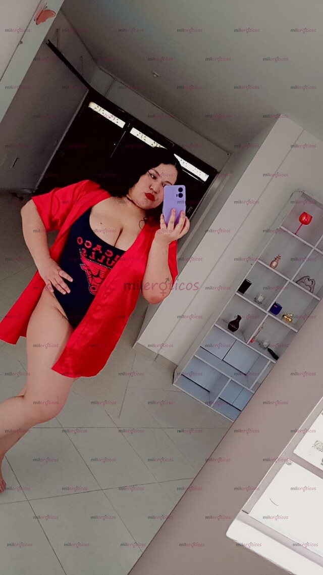 FOTOS DE HOLA SOY KATHY, MÁS CUERPO PARA QUERERTE, MÁS MANOS PARA COMPLACERTE