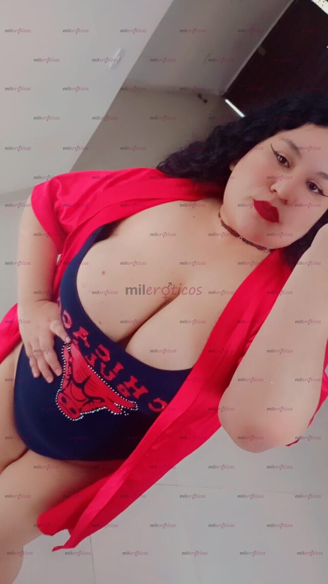 FOTOS DE HOLA SOY KATHY, MÁS CUERPO PARA QUERERTE, MÁS MANOS PARA COMPLACERTE