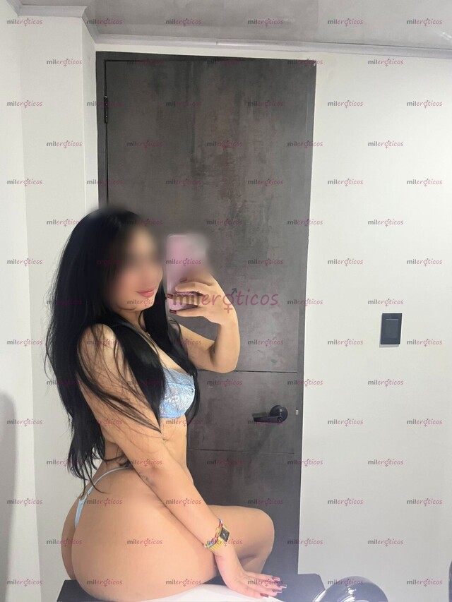 FOTOS DE HERMOSA BLANQUITA CON CARA DE MUÑECA MUY MORBOSA Y CONSENTIDORA