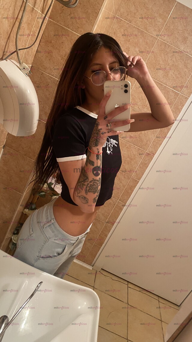 FOTOS DE FLAQUITA NINFÓMANA CON HUESITO TALLADOR