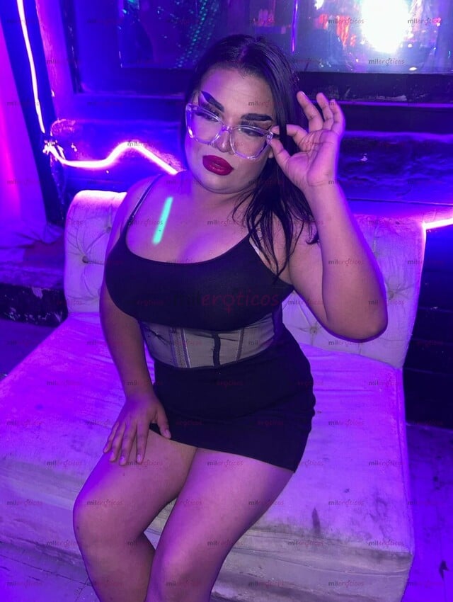 FOTOS DE SOY TAVATA TENGO 25 AÑOS YO SOYMUY HOT Y ME ENCANTA LA VERGA RICA